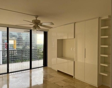 1915 Brickell Ave - Photo Thumbnail 14