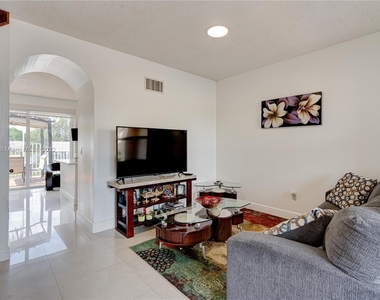 8535 Sw 152nd Ave - Photo Thumbnail 16