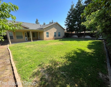 5049 West Modoc Ave - Photo Thumbnail 33