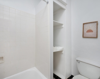 327 East 75th Street - Photo Thumbnail 13