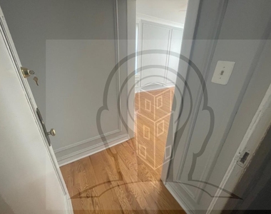 1371 W Estes Ave - Photo Thumbnail 10