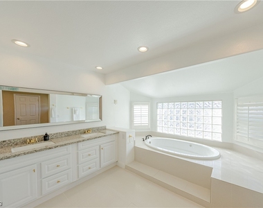 3311 Biscayne Bay Drive - Photo Thumbnail 14