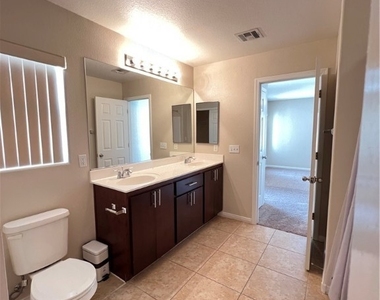 9480 Milkweed Canyon Avenue - Photo Thumbnail 27