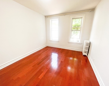 22 Tehama Street - Photo Thumbnail 5