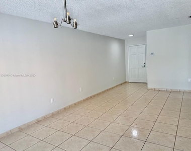 513 Sw 93 Ct - Photo Thumbnail 4