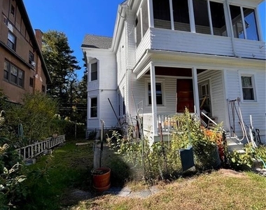 308 Edgewood Street - Photo Thumbnail 3