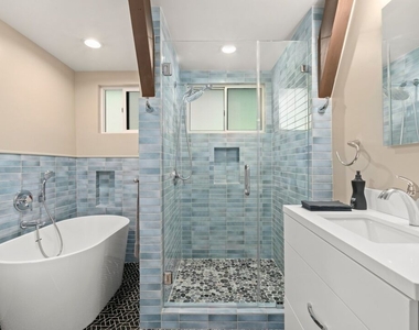 10250 Seabury Ln - Photo Thumbnail 14