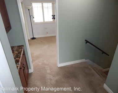 8120 Islandview Circle, Unit D - Photo Thumbnail 27