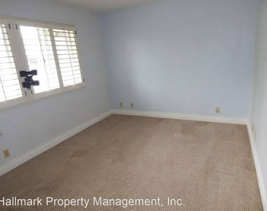 8120 Islandview Circle, Unit D - Photo Thumbnail 15