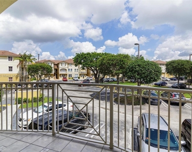 8912 W Flagler St Apt 218 - Photo Thumbnail 11