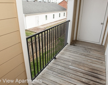 1037 West Jefferson Street - Photo Thumbnail 22