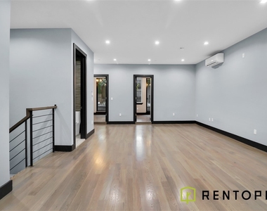 540 Driggs Avenue - Photo Thumbnail 4
