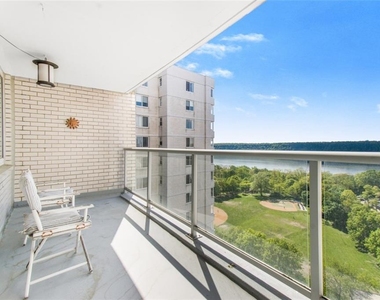 3333 W Henry Hudson Parkway - Photo Thumbnail 15