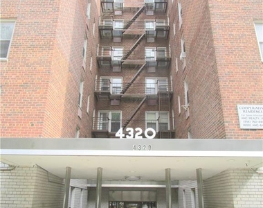 4320 E Van Cortlandt Park - Photo Thumbnail 0