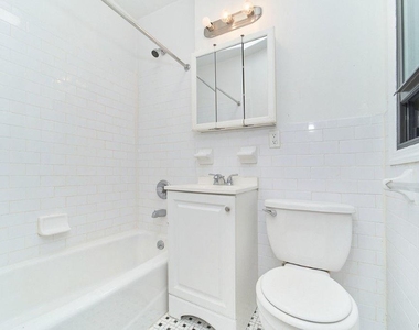 421 E 80th Street - Photo Thumbnail 5