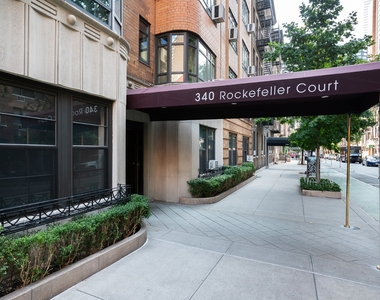 340 East 52nd Street - Photo Thumbnail 14