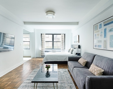 340 East 52nd Street - Photo Thumbnail 5