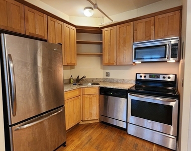 520 Beacon St Unit 4d - Photo Thumbnail 6