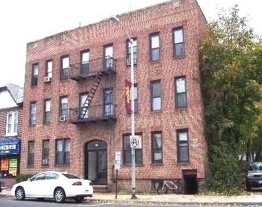 175 Maple Avenue - Photo Thumbnail 0