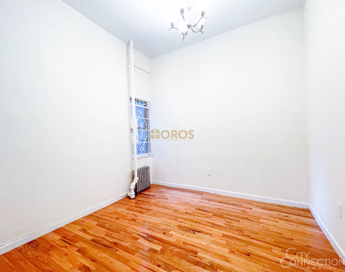 273 E 3rd St - Photo Thumbnail 4