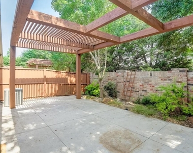 4813 Durham Drive - Photo Thumbnail 27