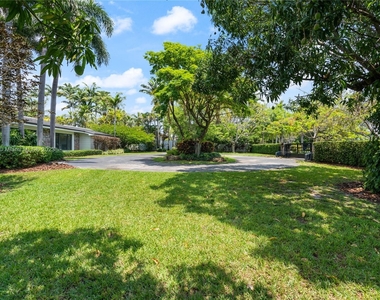 6950 Sw 82nd Ave - Photo Thumbnail 12