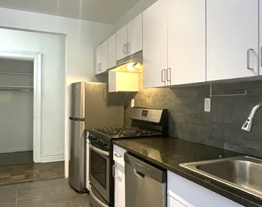 206 West 104th Street,  #23 - Photo Thumbnail 8