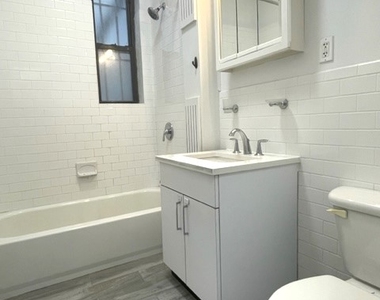 206 West 104th Street,  #23 - Photo Thumbnail 9