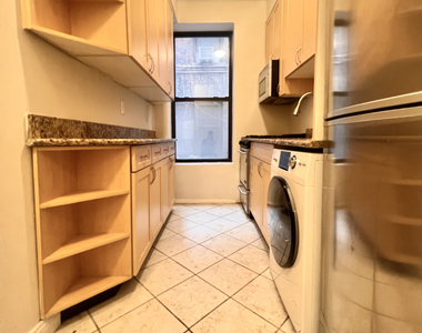 209 West 102nd Street - Photo Thumbnail 0