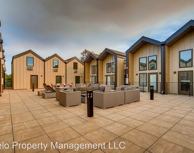 2898 N Fairfax Street - Photo Thumbnail 3