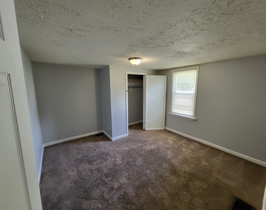 1706 Kildare Avenue - Photo Thumbnail 7