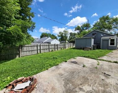 1706 Kildare Avenue - Photo Thumbnail 13