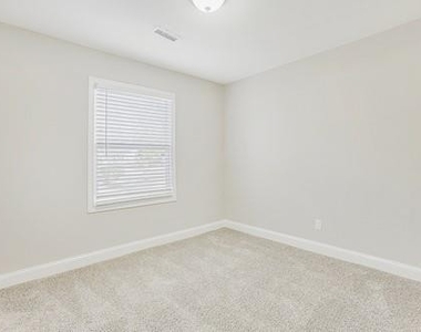 3815 Clovis Court Nw - Photo Thumbnail 17