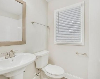 3815 Clovis Court Nw - Photo Thumbnail 8