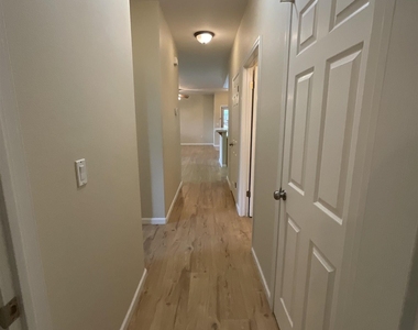 6140 Ingleston Dr Apt 516 - Photo Thumbnail 14