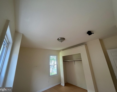 5234 Cedar Avenue - Photo Thumbnail 6