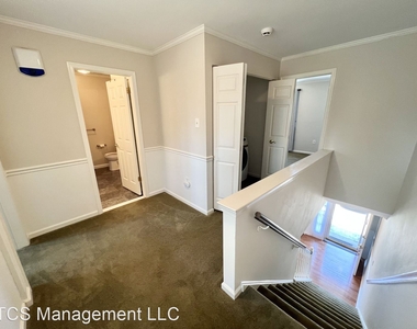 1701 Red Maple Grove - Photo Thumbnail 10