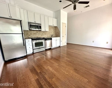 330 Austin Ave 214 - Photo Thumbnail 14