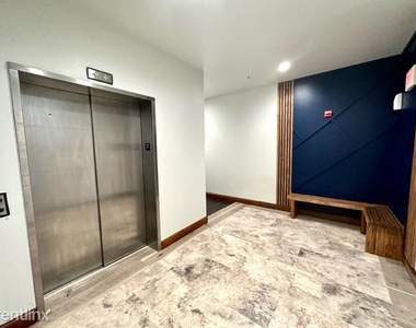 330 Austin Ave 214 - Photo Thumbnail 4