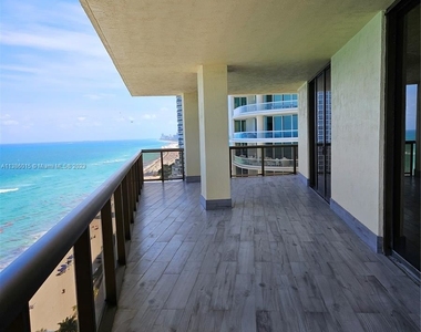 16275 Collins Ave Apt 1701 - Photo Thumbnail 26