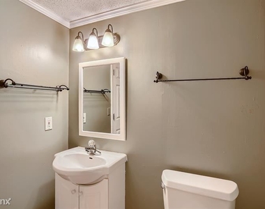 15390 Laurel Grove Dr Unit - Photo Thumbnail 15