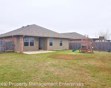 19704 Serenade Way - Photo Thumbnail 16