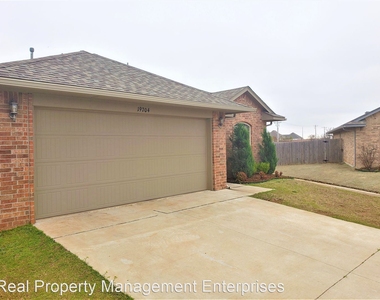 19704 Serenade Way - Photo Thumbnail 1