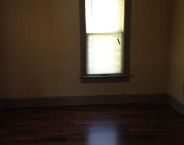 130 N Ward - Photo Thumbnail 6