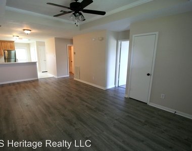 901 Camellia Unit B - Photo Thumbnail 10