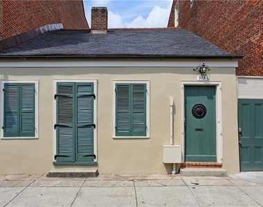 923 Dumaine Street - Photo Thumbnail 1