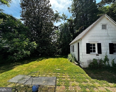 9504 Garwood Street - Photo Thumbnail 2