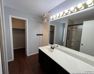 11154 Cedar Park - Photo Thumbnail 5