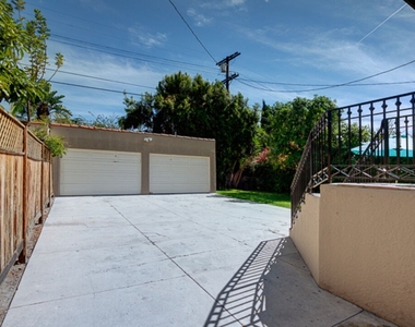 848 S Curson Ave - Photo Thumbnail 17