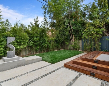 12836 Bonaparte Ave - Photo Thumbnail 13